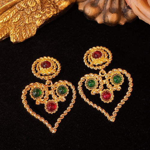"Alchemy Sanctuary" twisted copper gold-plated earrings | Red and green glass heart-shaped riddles | Retro distressed technique | Bohemian manifesto